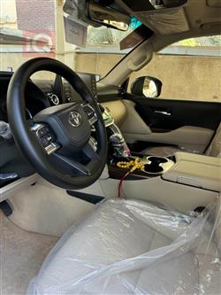 تۆیۆتا لاند کروزەر